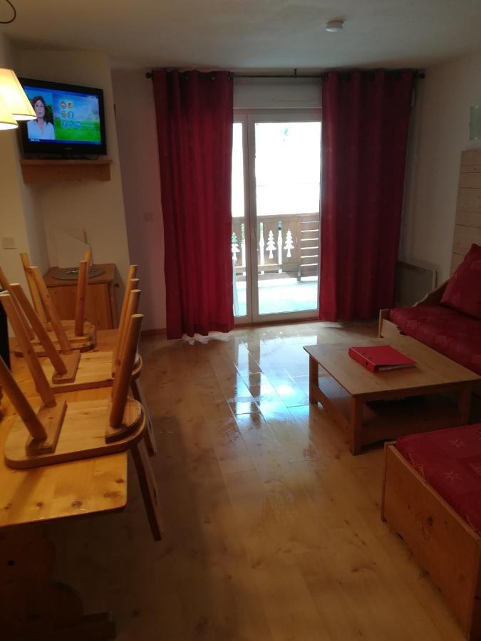 Appartement T3 - 5 Pers - Les Pics D Aran 3* Bagneres-de-Luchon ภายนอก รูปภาพ